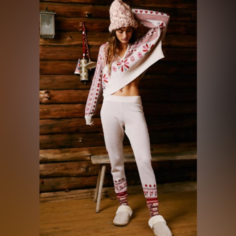 Free People Cocoa Kisses Set Holiday Combo